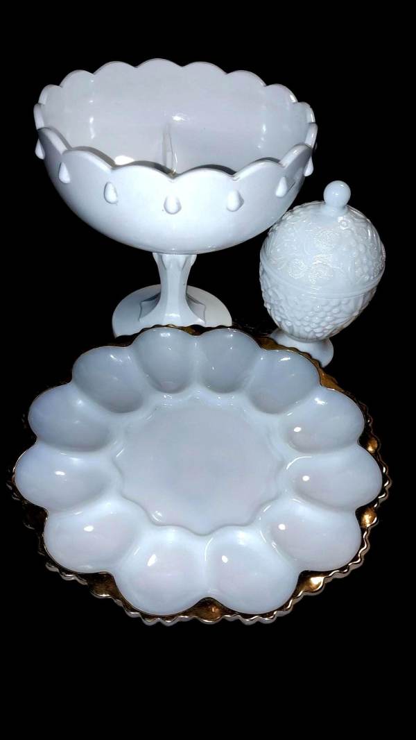 3 vintage milk glass pieces